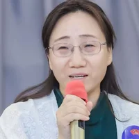 张琼